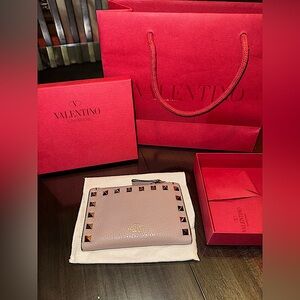 AUTHENTIC Valentino Garavani Stud Wallet